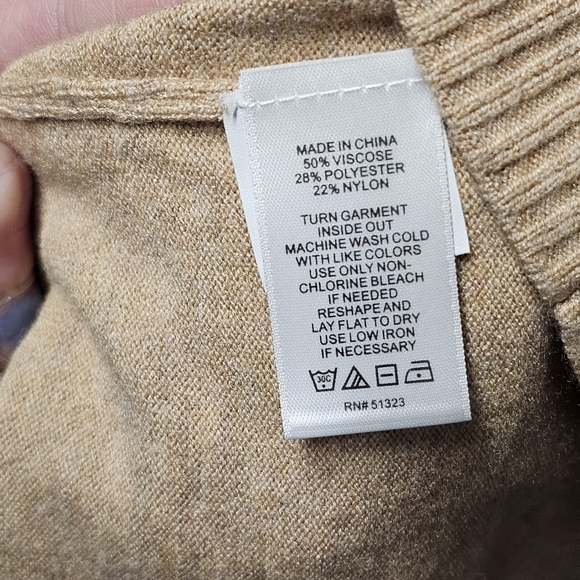 NEW CeCe's Heather Latte Long Sleeve Knee Length Sweater Dress size Small - Picture 10 of 10